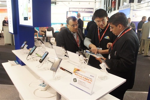 MWC2011:众发国际微推出多种移动装备方案 